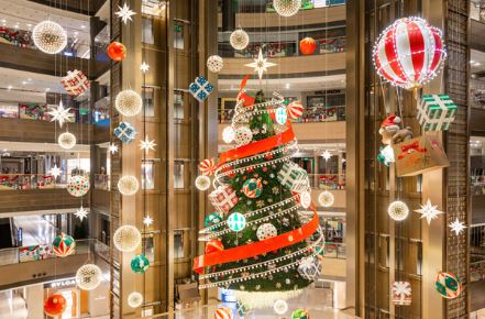 �Ϻ��ۻ��¡�㳡��Holiday Express�ǳ����롱����ʢ����