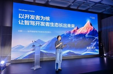 �Ǽ���̬������δ��ح��ƽ�߿�������̬��̳Բ������