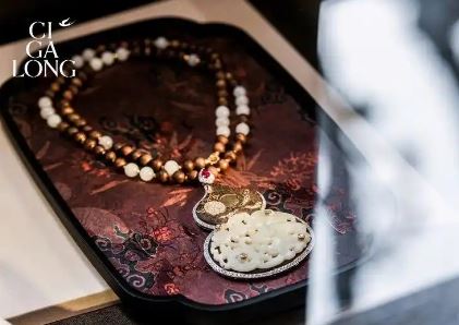 CIGALONG������߼��鱦ѲչԲ����Ļ���ĳ��ľ������鱦��д����ʫ��