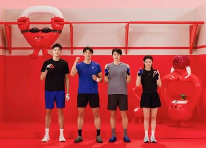ȫ�����գ�һ�����ϣ���˳Я��������lululemon����������ս���Ⱥ��ر𳡡� 